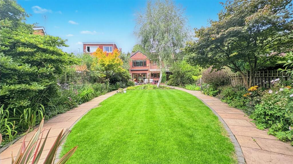PATIO/GARDEN