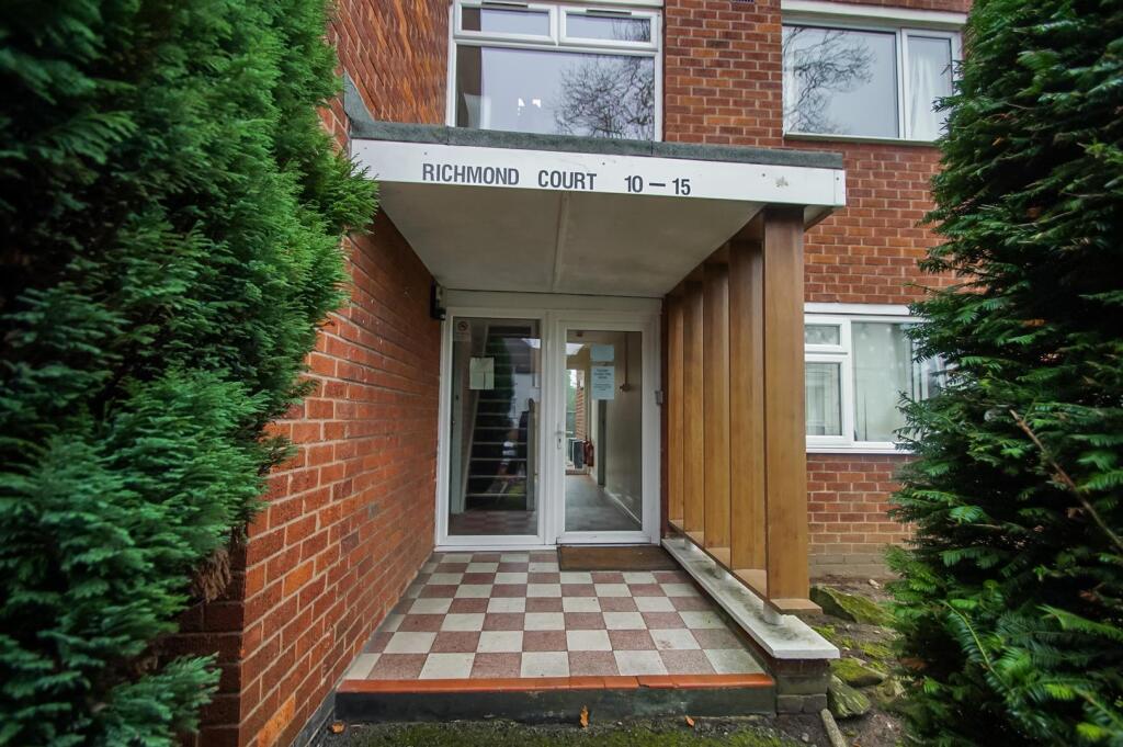 12 richmond court front.jpg