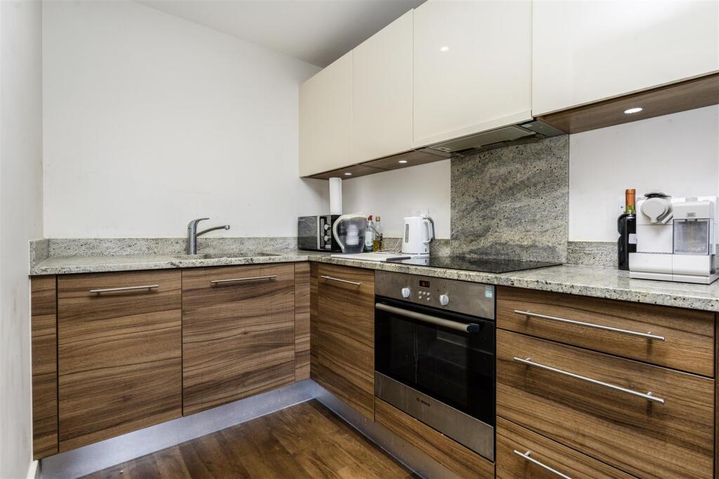 Davidson Frost-Wellings, DFW, Attlee Court, Stanmo