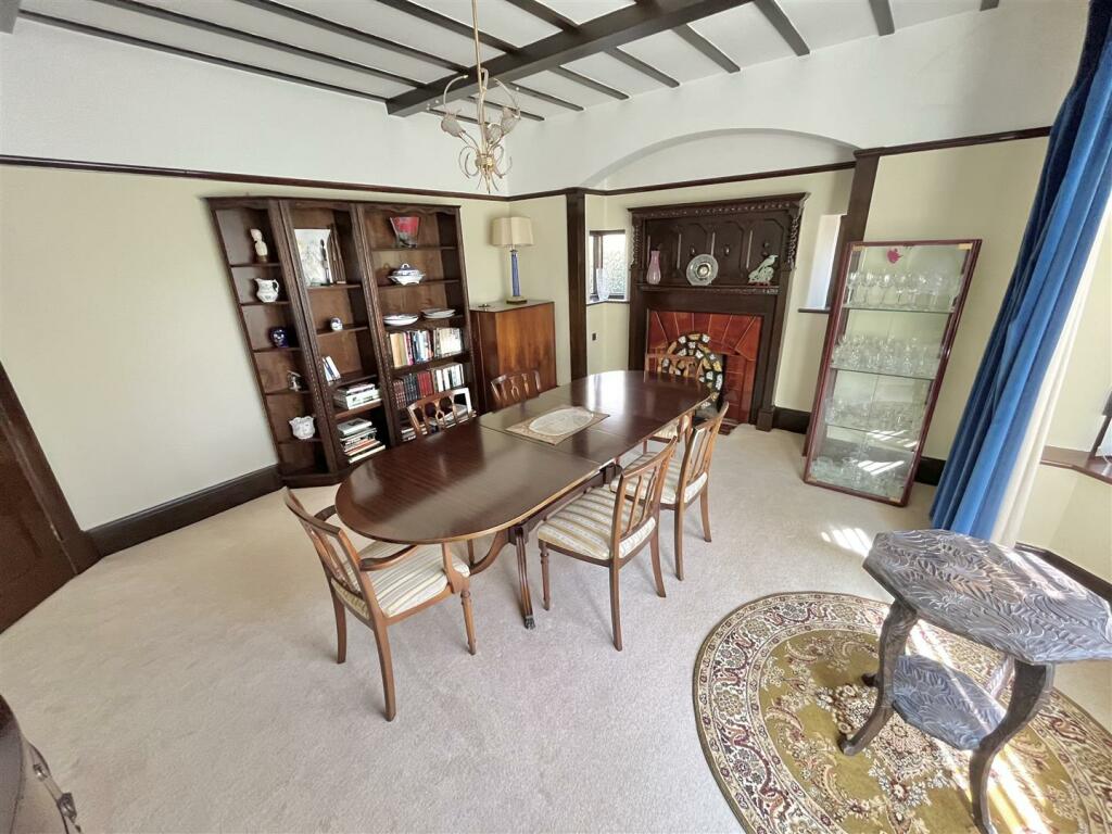 Dining Room Aspect 2.jpg