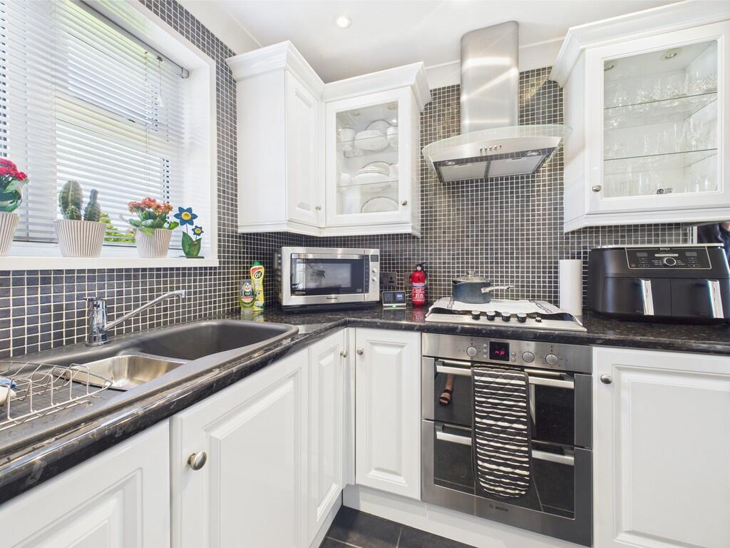 CAM02089G0-PR0475...