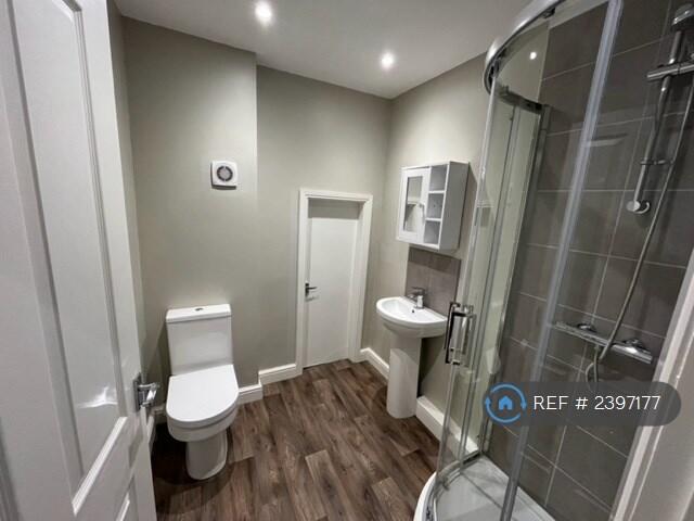 Bathroom Photo 1