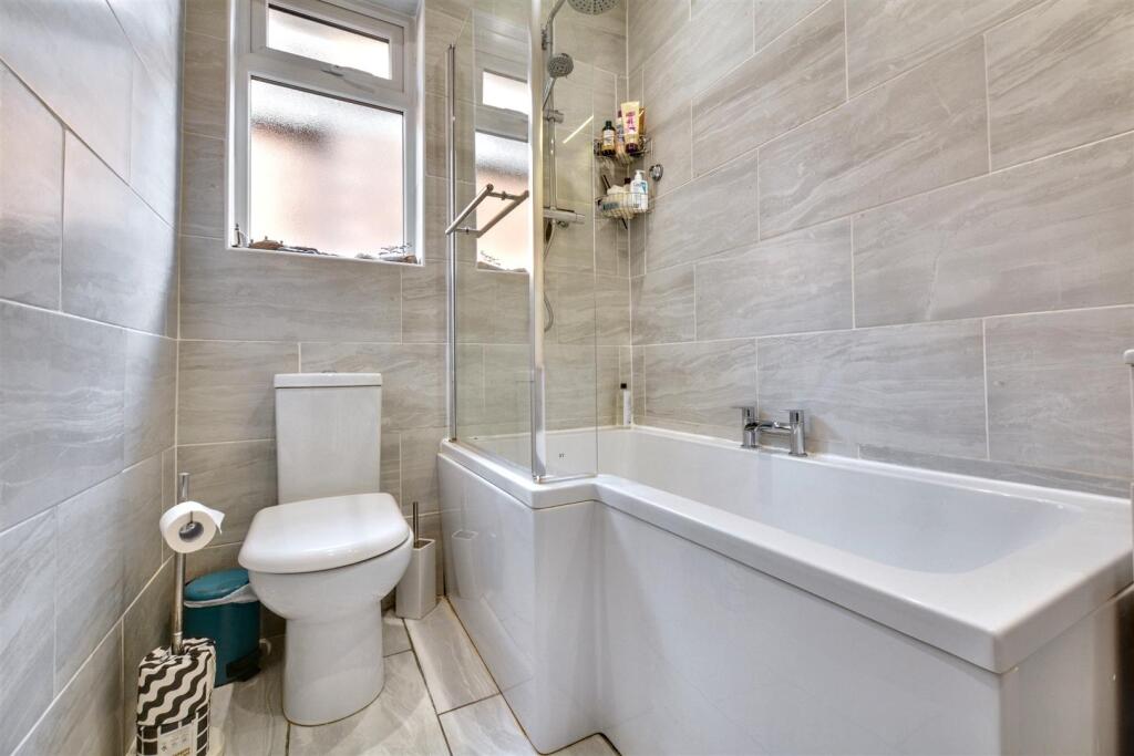 Bathroom.jpeg