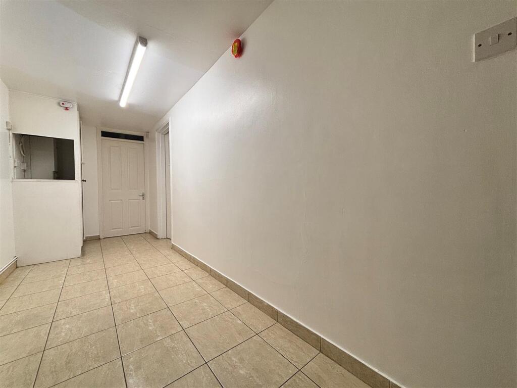 Dining area.jpg