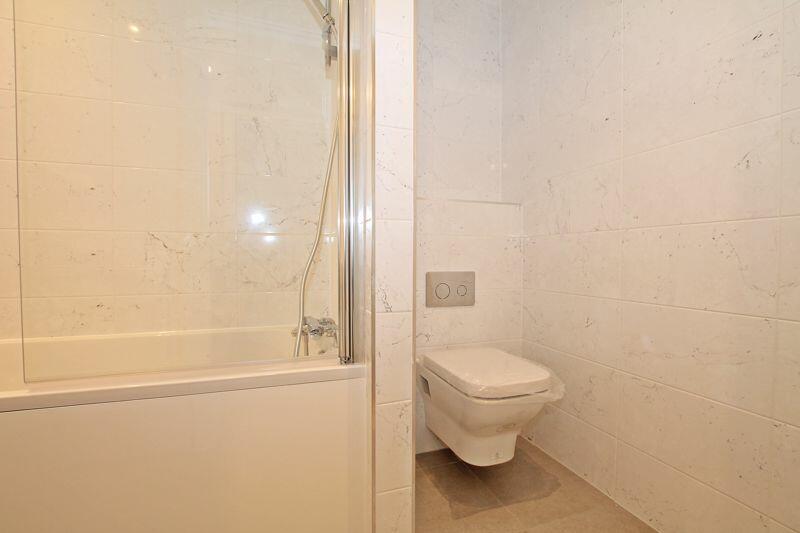 Bathroom (2)