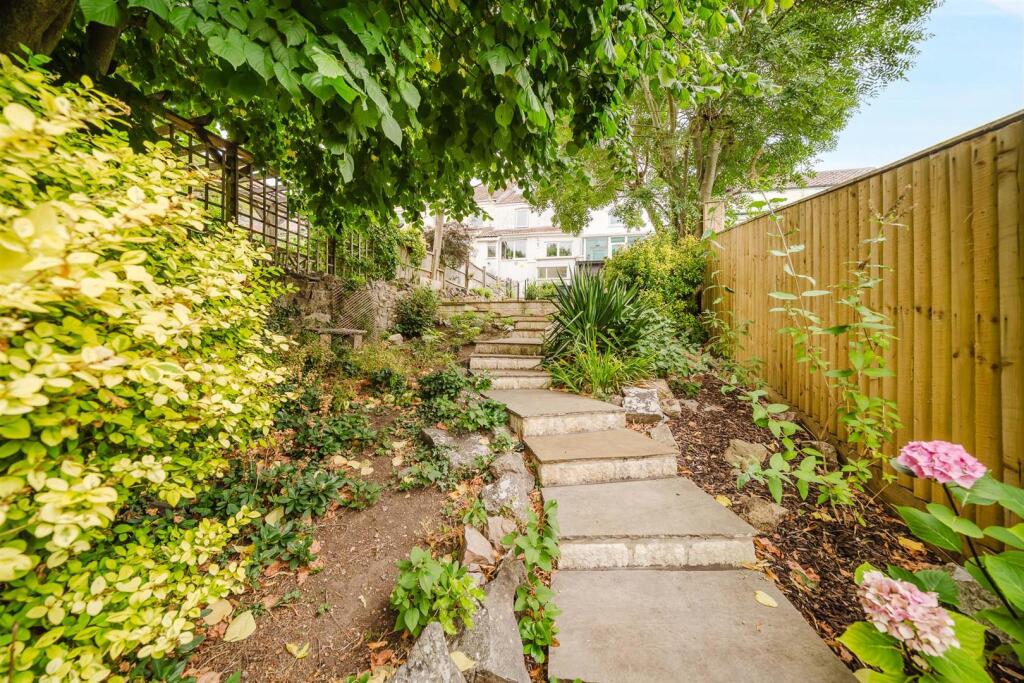 Garden 5.jpg