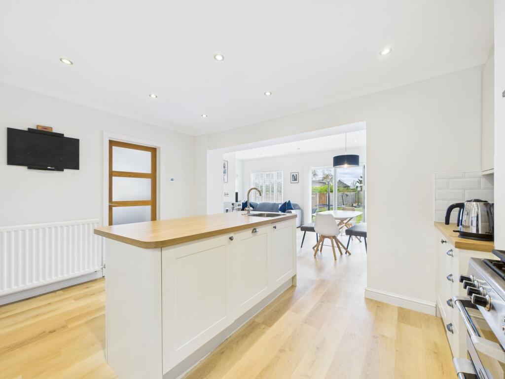Entertaining Kitchen