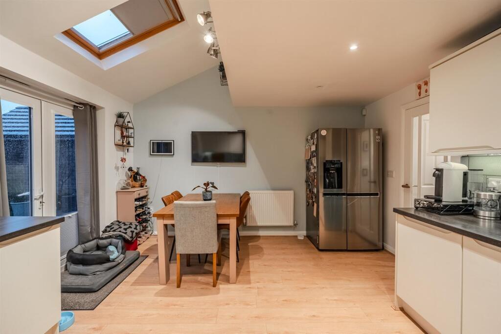 14 Poppyfield Ave-24.jpg