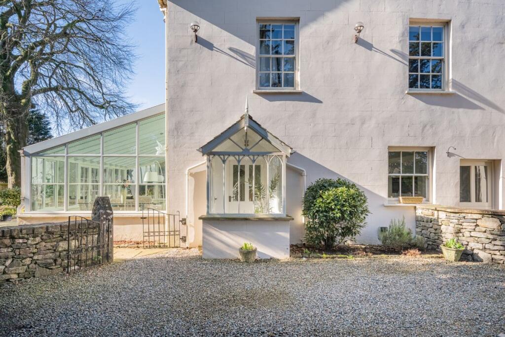 Mint House