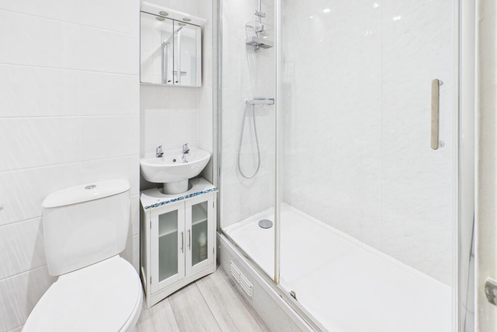 CAM02545G0-PR0535-STILL008