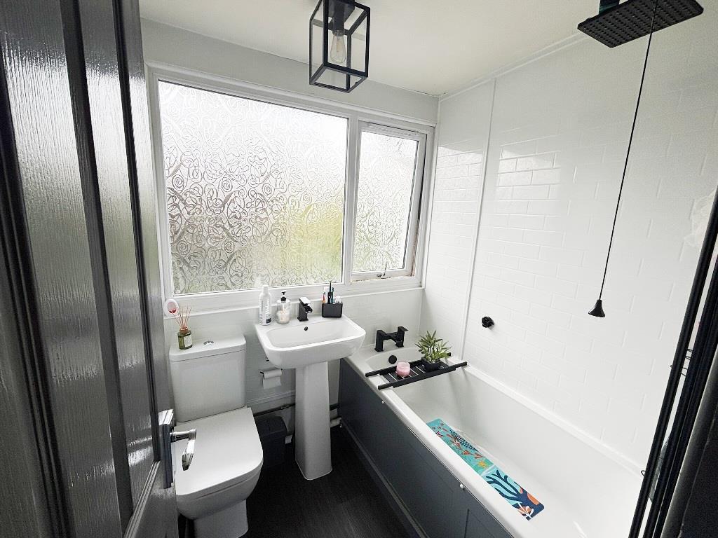Bathroom.JPEG