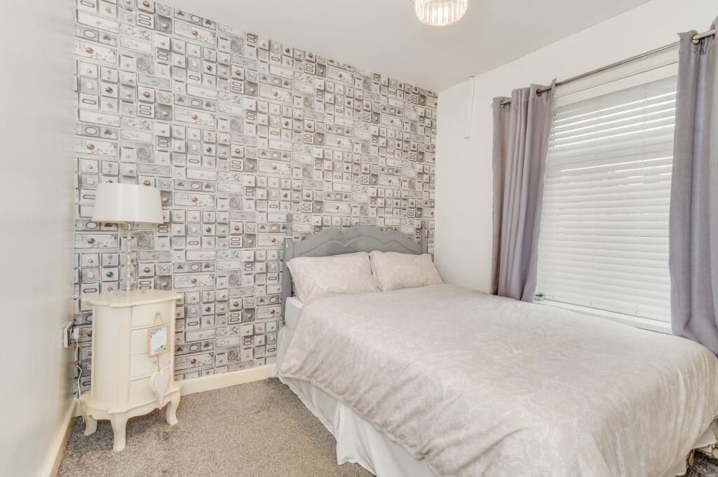 BEDROOMS AND BATHTOOM