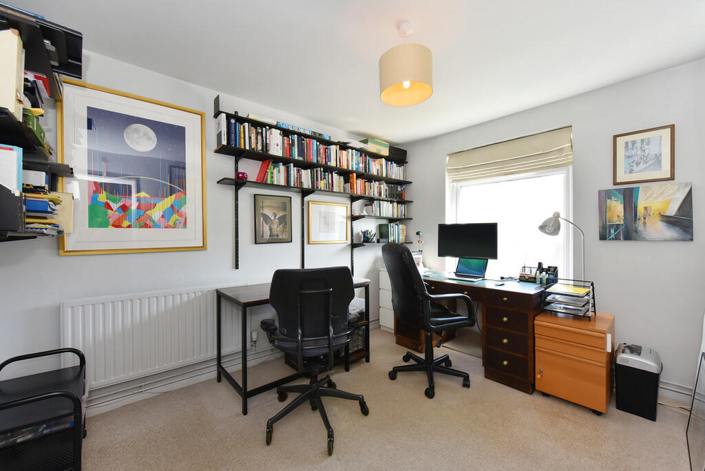 8 Skipworth Road ...