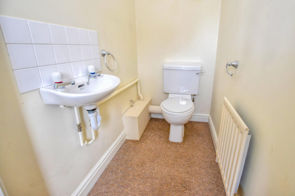 GF WC