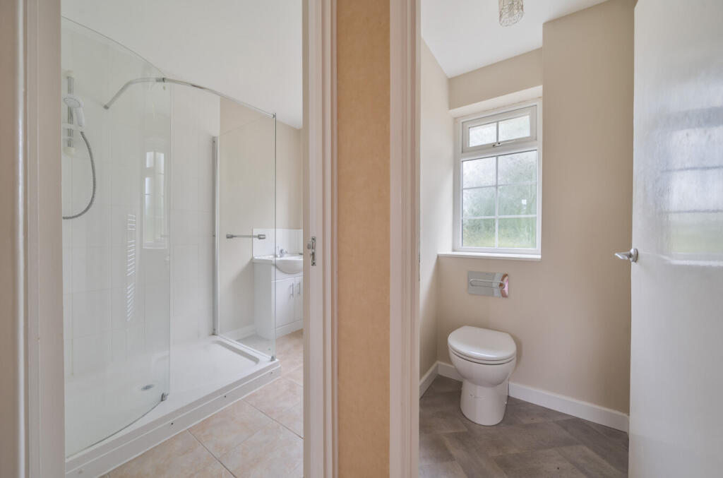 1330646-20-688204...