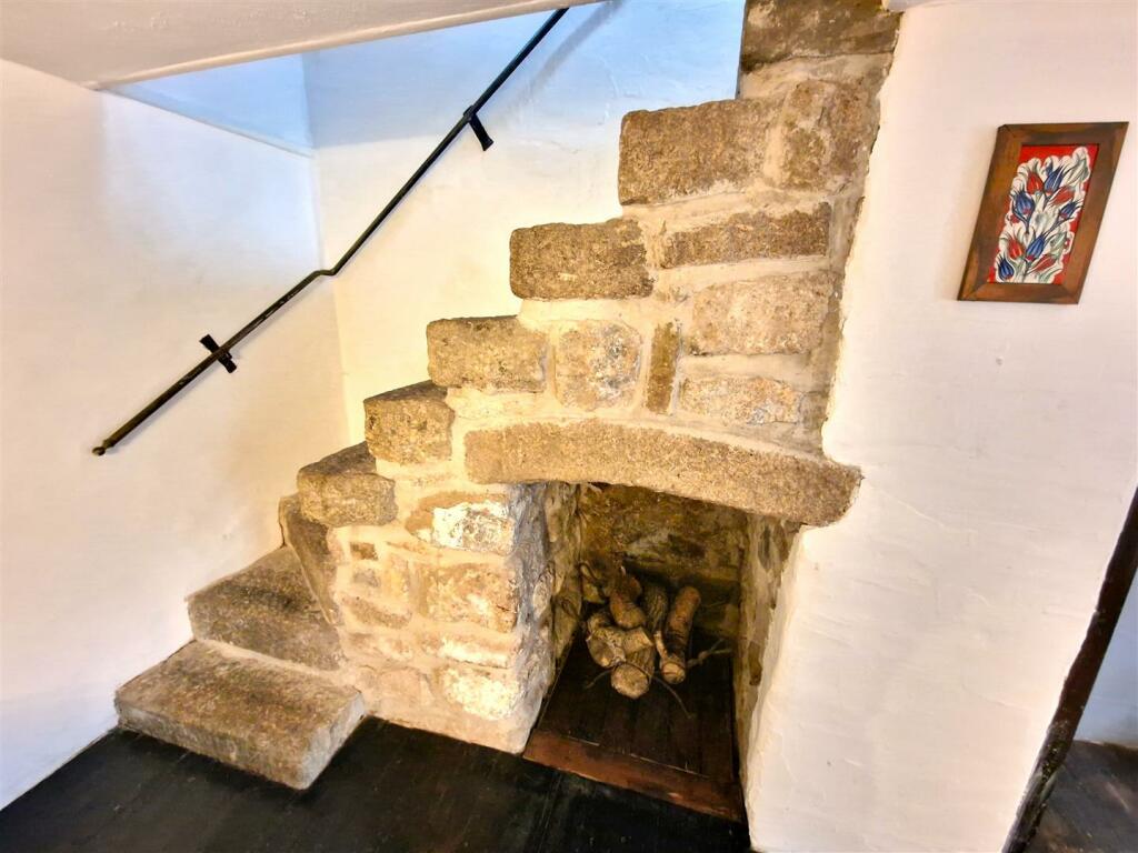 Granite stairs.jpg