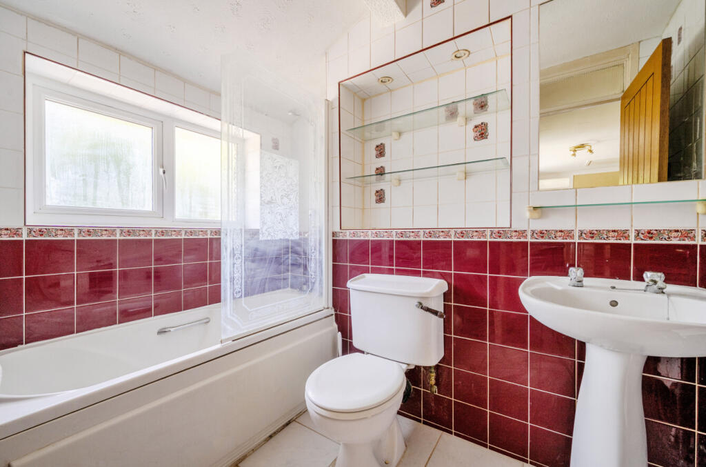 1314905-9-686d276...