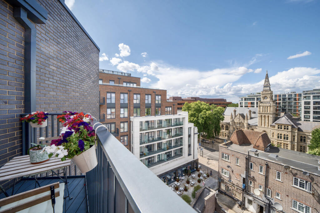 1325265-9-687e517...