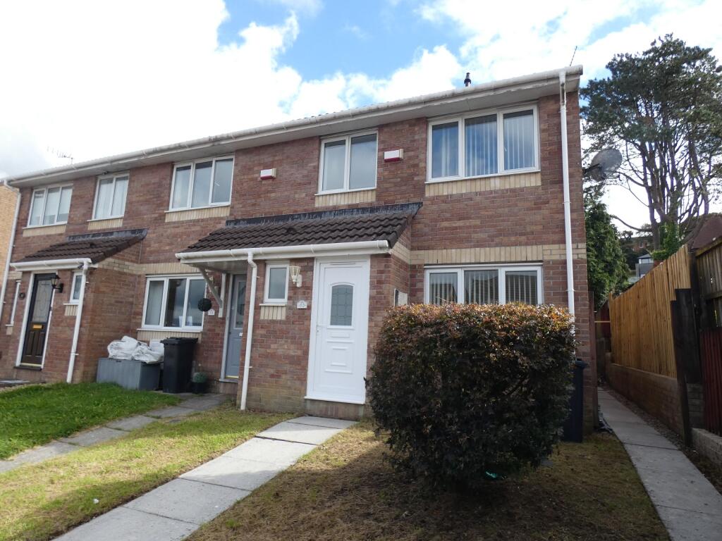 Clos Ysbyty, Cimla, Neath. SA11 3PL