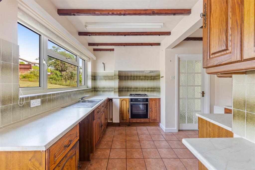 A17 - 24 Manscombe Road TQ - 250613.jpg