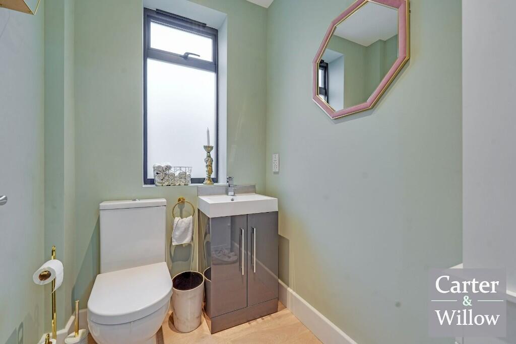 Ground floor W/C