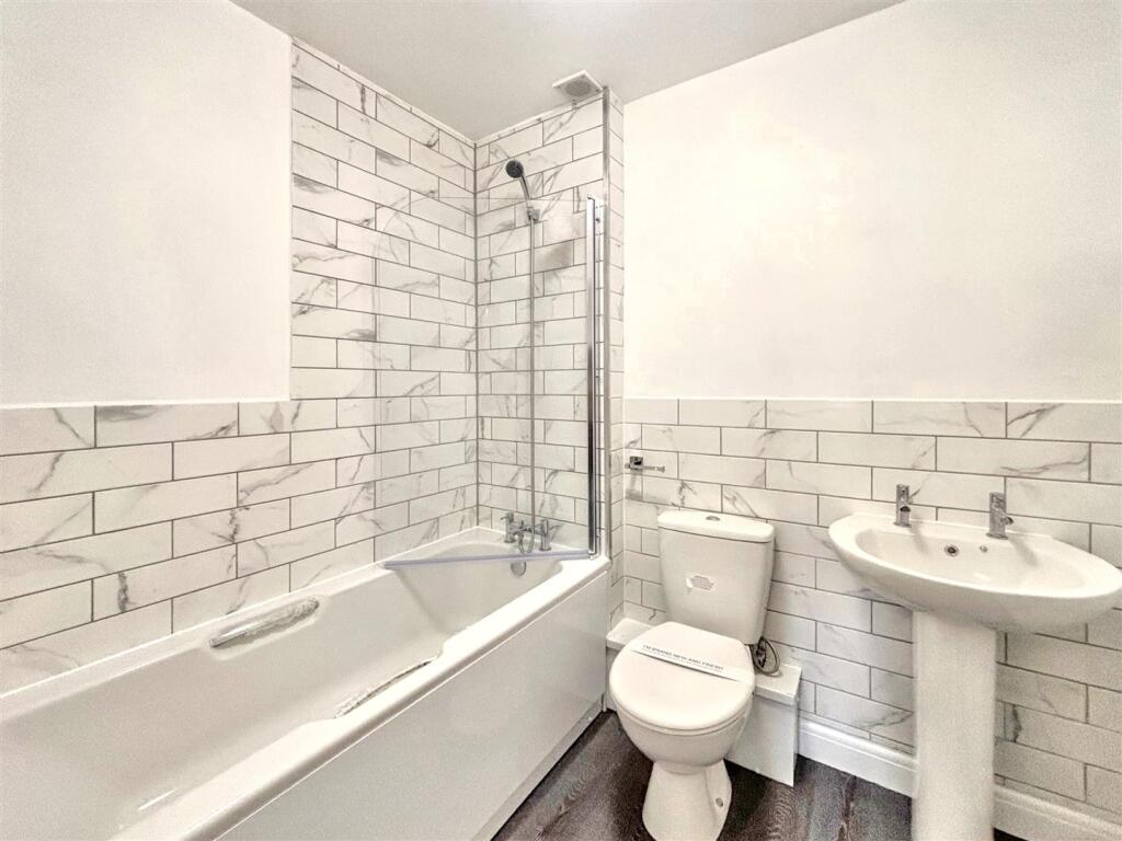 Bathroom.jpeg