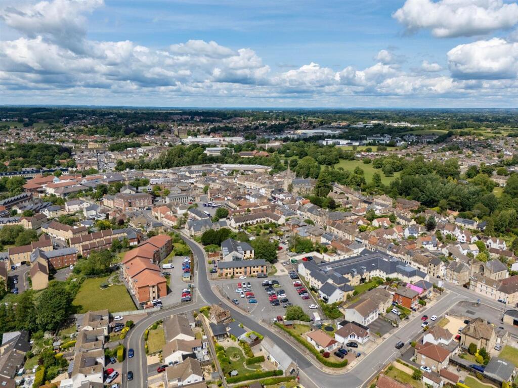 Drone image over development 2.jpg