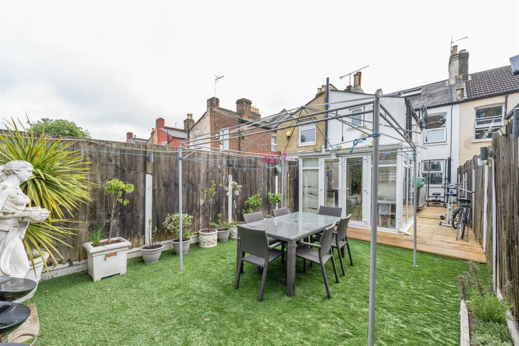 Malvern Road, N17