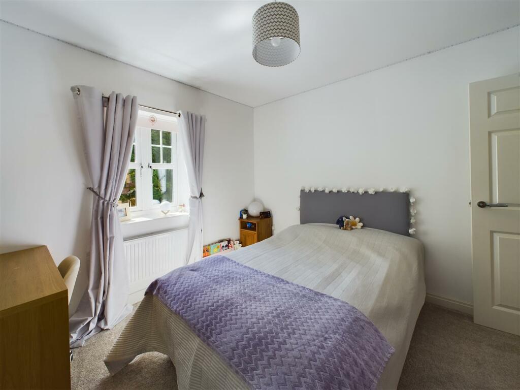BEDROOM 3