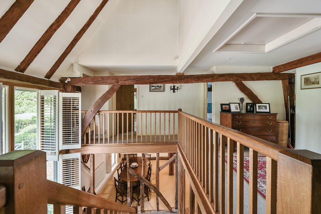 YEW TREE BARN - T...