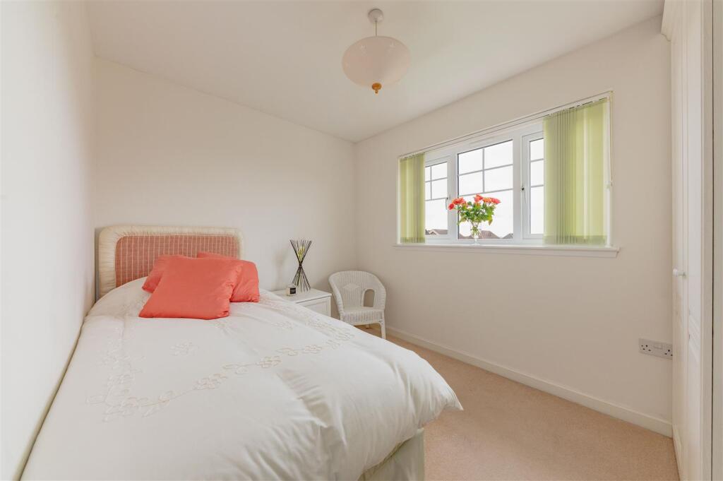 30 Lawers Road Panmurefield-18.JPG