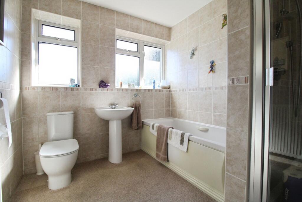 Family Bathroom with Shower