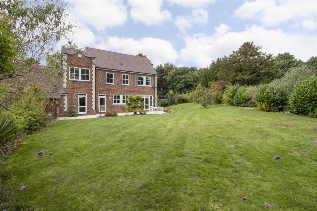 Rear Garden.jpg