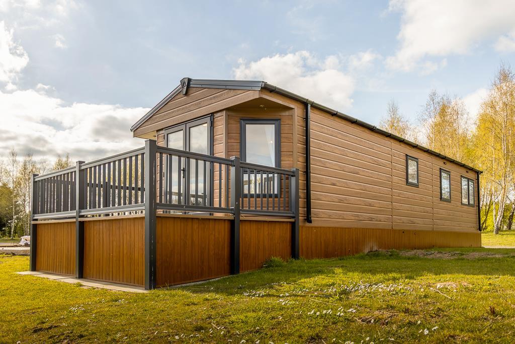 Swan Lake Country Park (Swineshead)-24.jpg