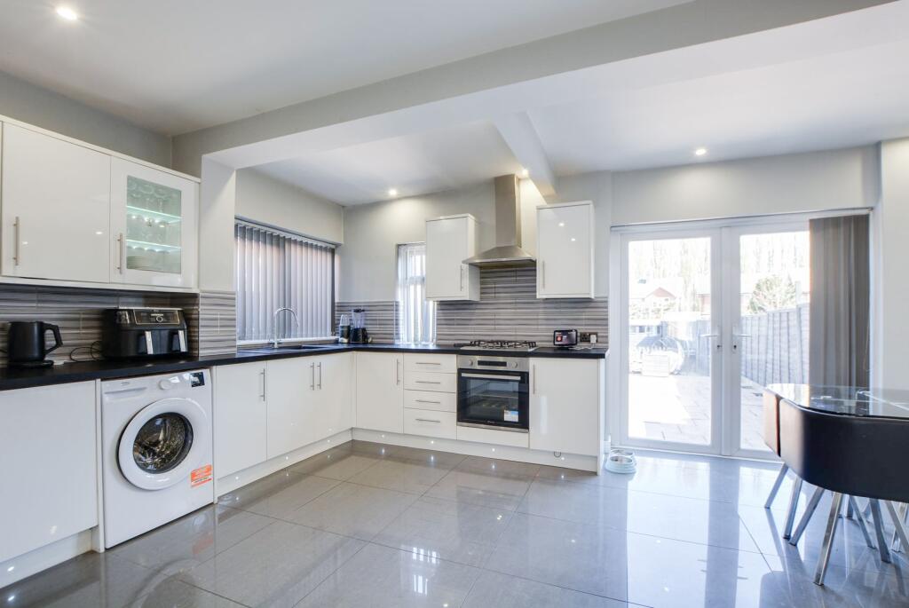 Extended Fitted Dining Kitchen