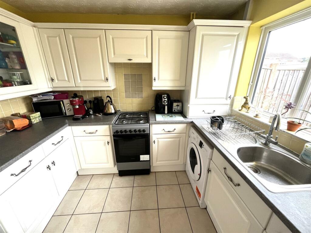 Fitted Kitchen