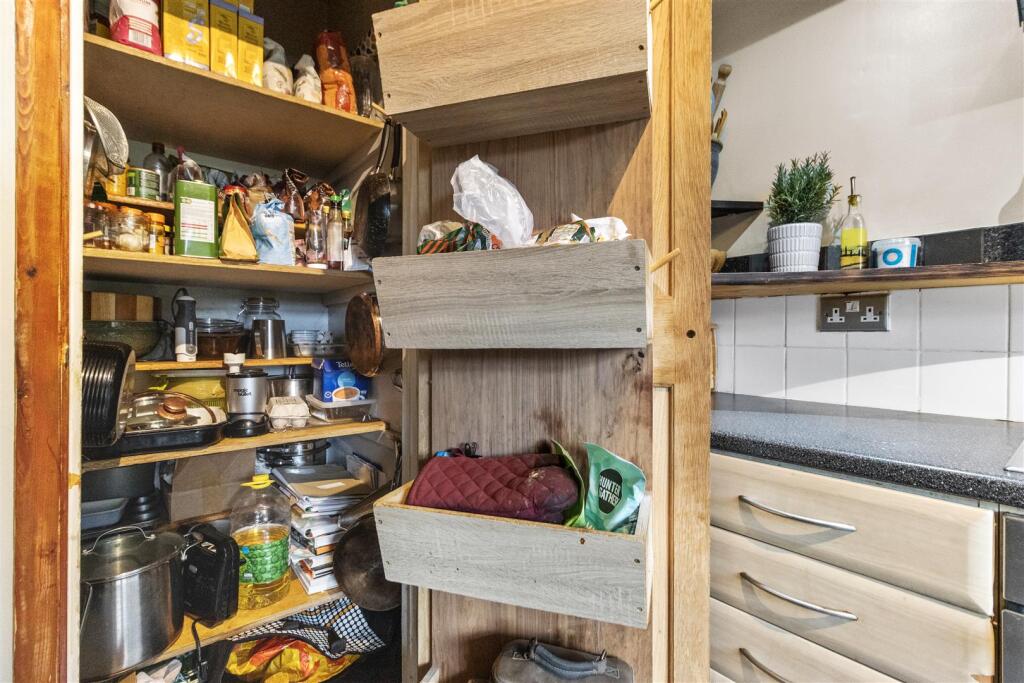 kitchen #5.jpg