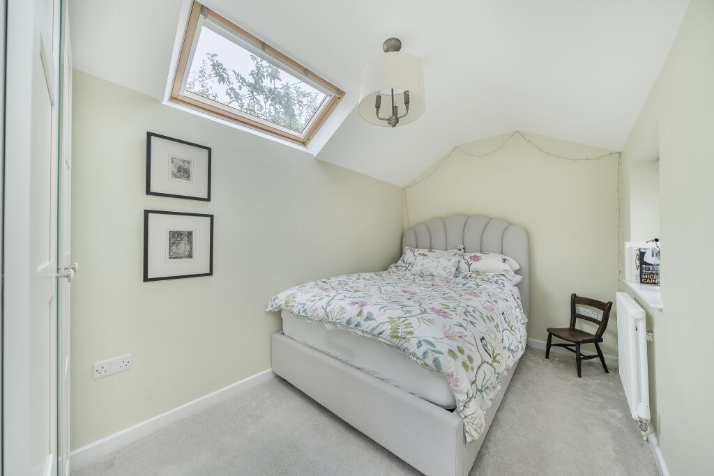 1355691968caa21f102b7