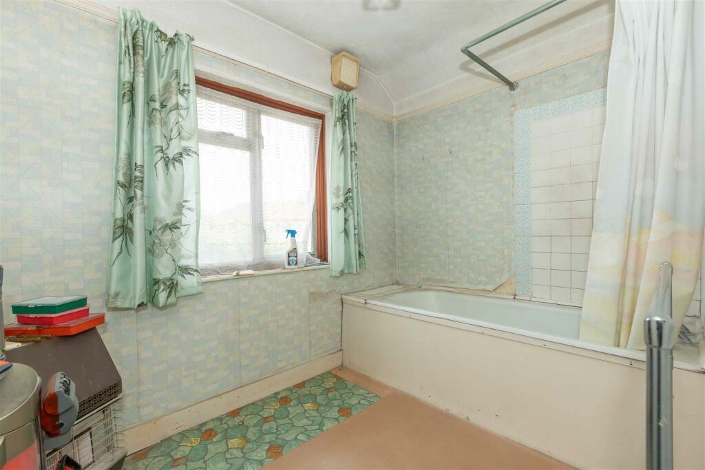 136 Dominion rd_6.JPG