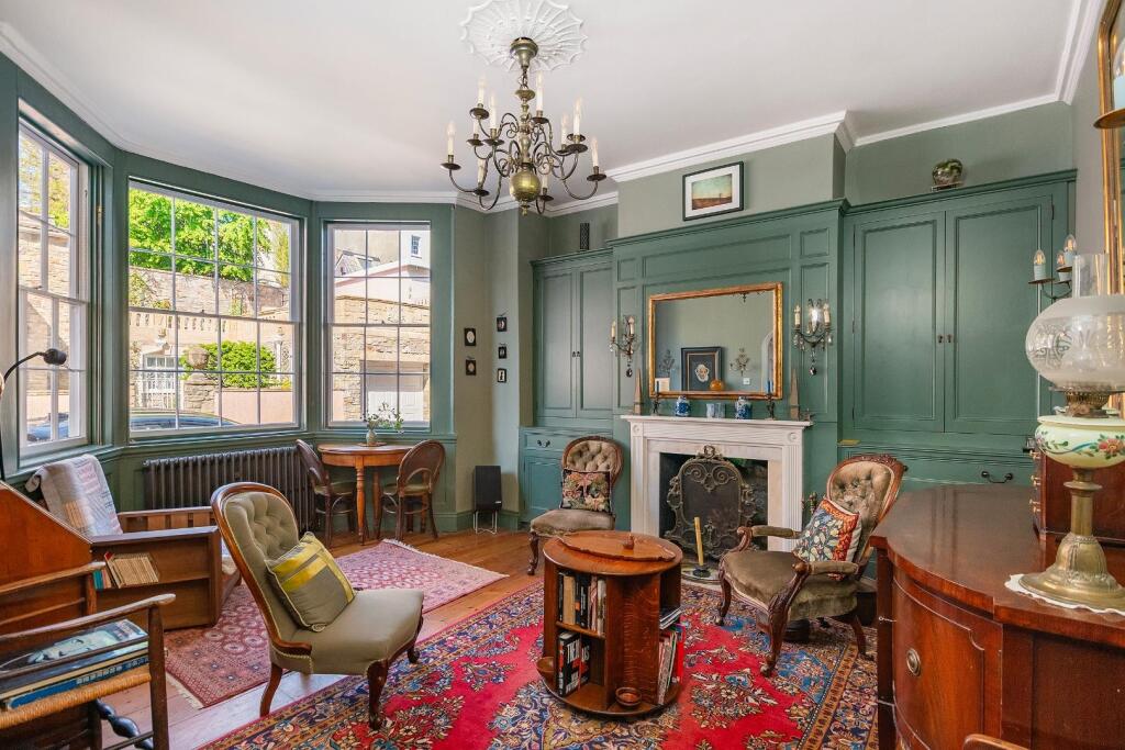 1S2PKN - Sitting Room B.jpg