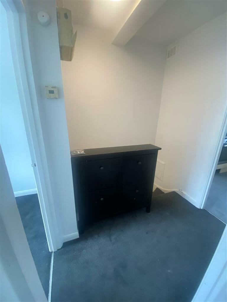 hallway.jpg