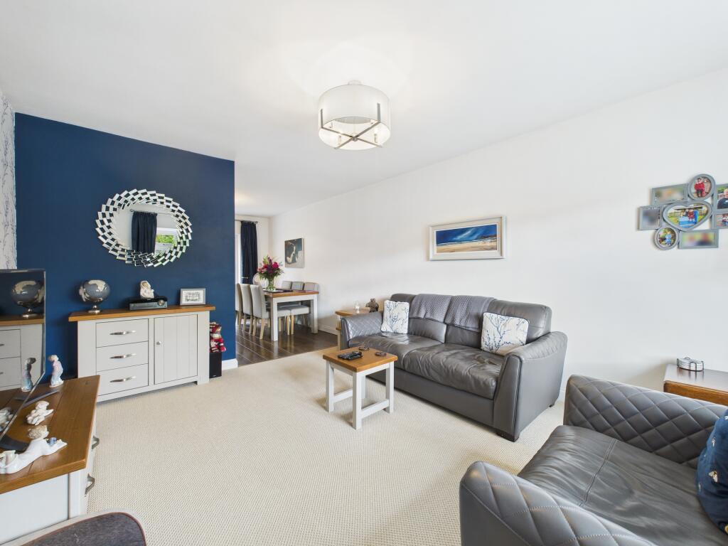 CAM05192G0-PR0129-STILL002