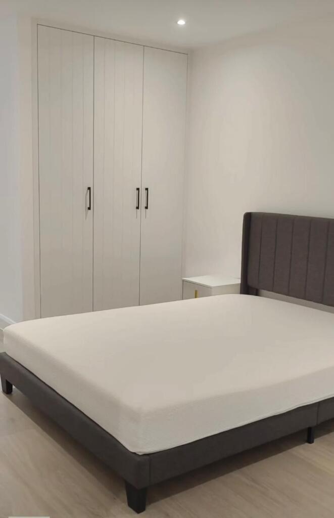 Ellipse House 2 Eden Place 