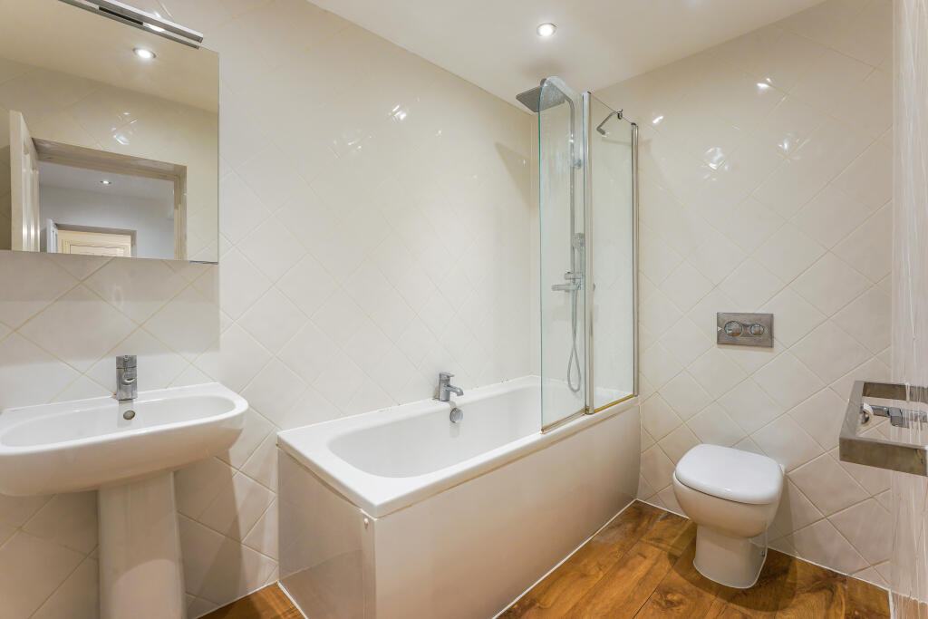 Flat 11, 15 Onslow G