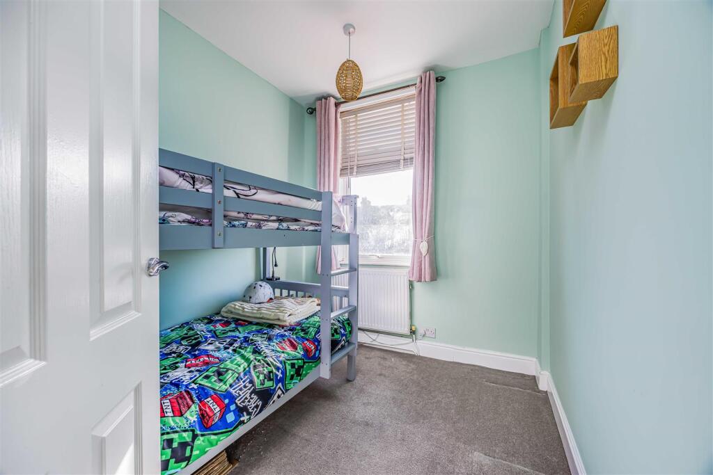 32 Hewett Road, Hilsea-Small-PorticoMarketing-Sold