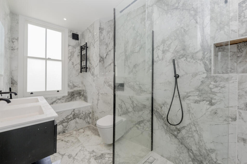 En-suite.jpeg