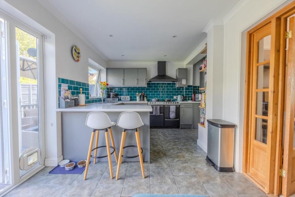 Kitchen Family Room