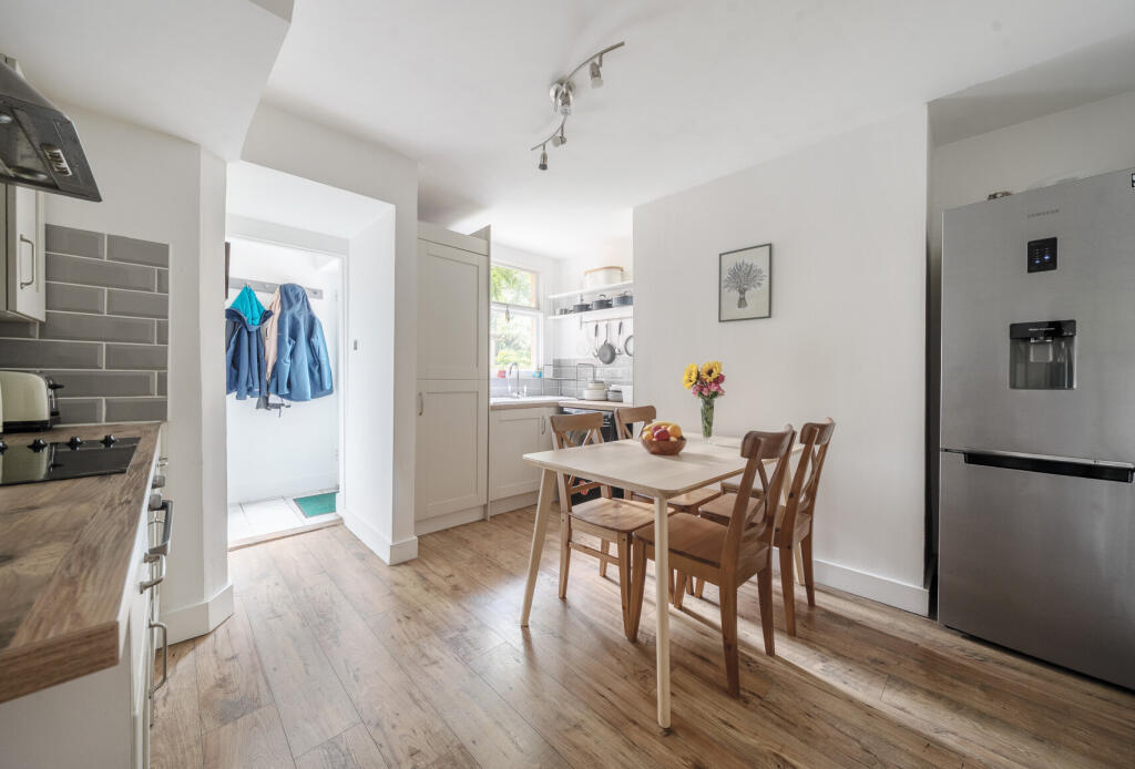 1318445-8-6865990...