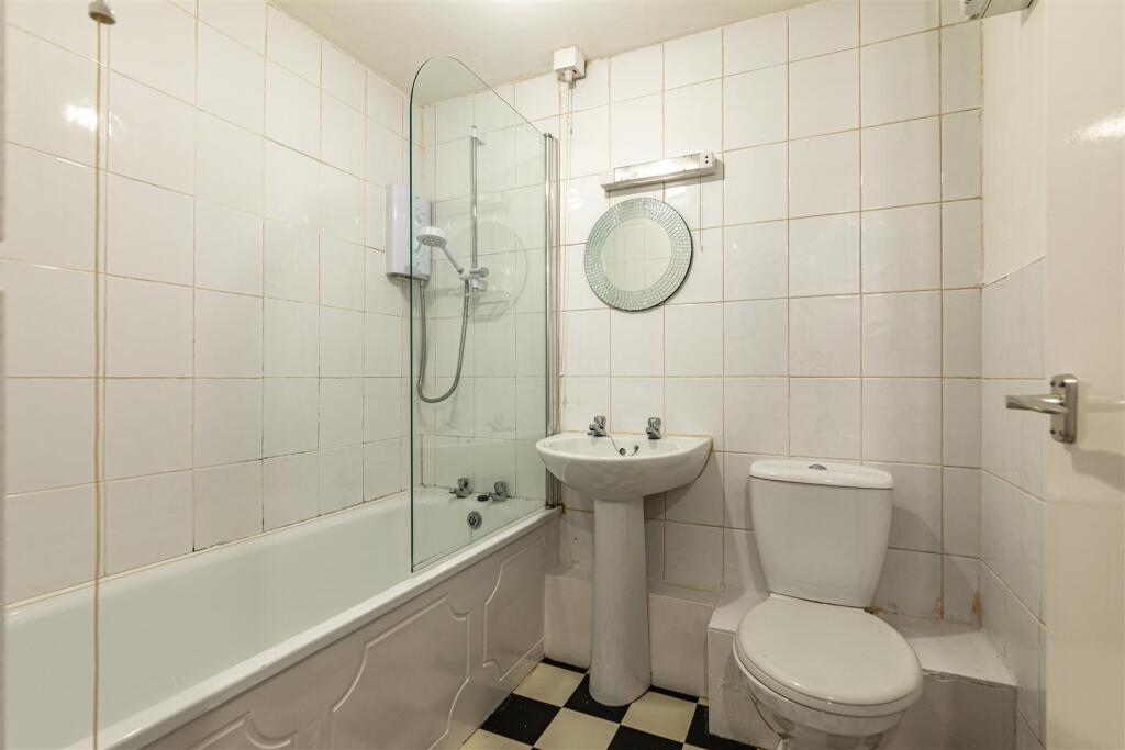 2 East Mill Bridge Street Galashiels 22.JPG