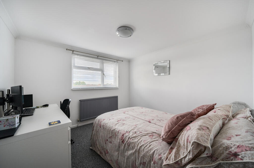 1298576-22-6838a6...